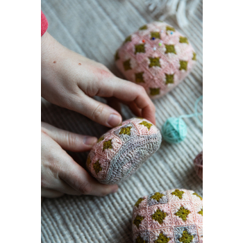52 Weeks of Scrap Yarn: Projects for Crafters